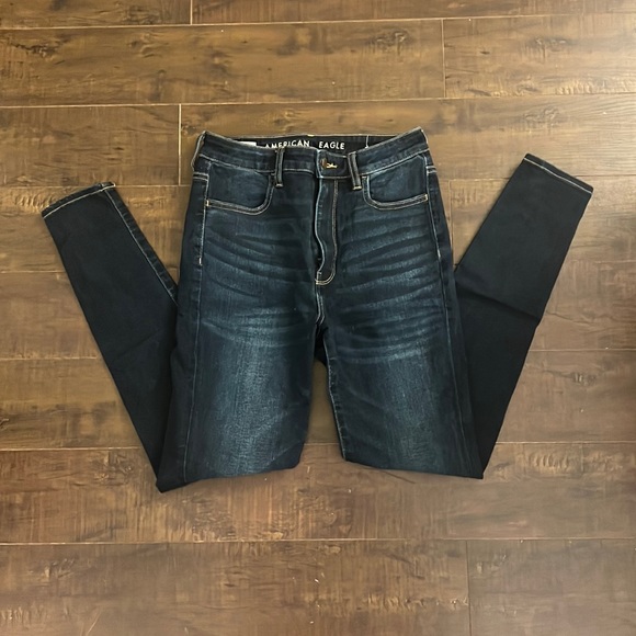 American Eagle Outfitters Denim - Women’s American eagle highest rise jegging